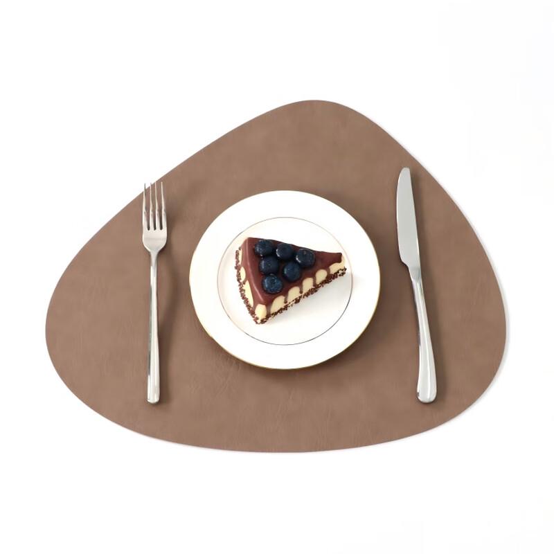 Drian Teardrop Cowhide Pattern Leather Placemat & Coaster Set
Drian Teardrop Cowhide Pattern Leather Placemat & Coaster Set