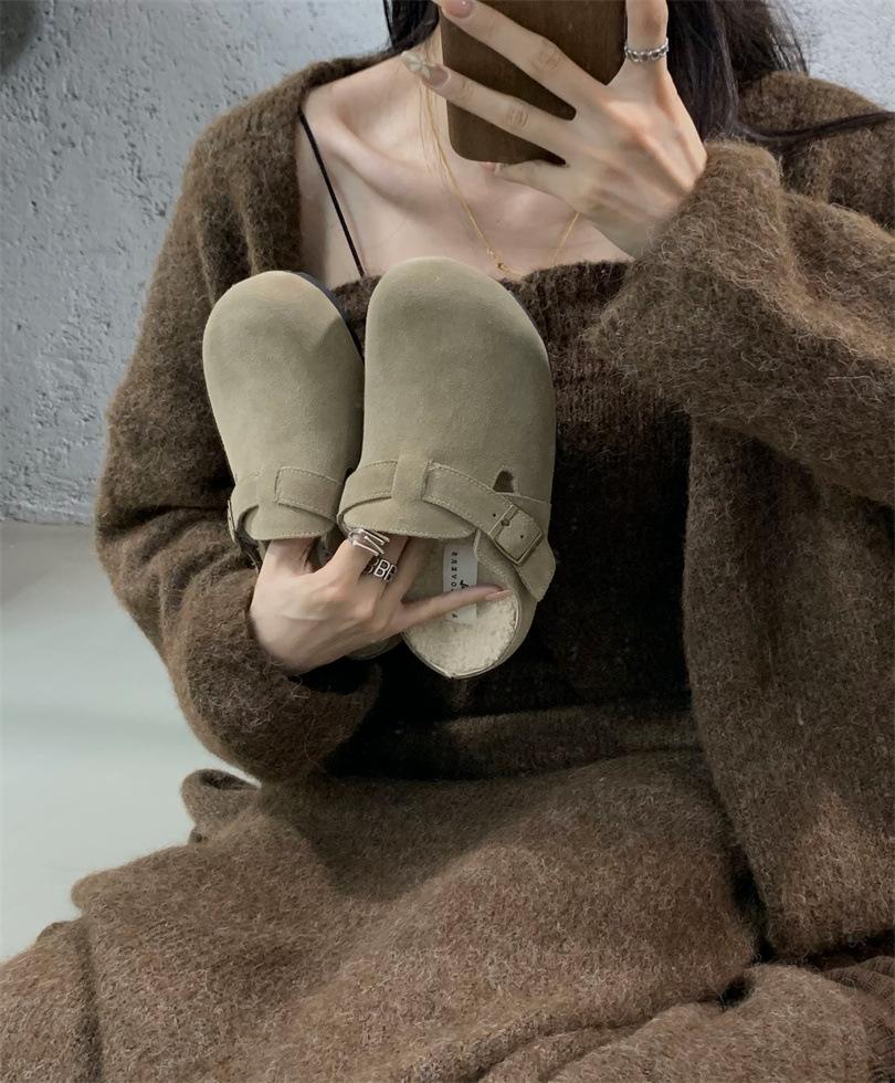 Бархатные туфли на толстой подошве и утолщенные туфли Borken для женской осенней коллекции 2025 года, в стиле мори, ретро, уродливо-милые, матовые, с закрытым носком, полушлепанцы для женщин 39 верблюд
Бархатные туфли на толстой подошве и утолщенные туфли Borken для женской осенней коллекции 2025 года, в стиле мори, ретро, уродливо-милые, матовые, с закрытым носком, полушлепанцы для женщин 39 верблюд