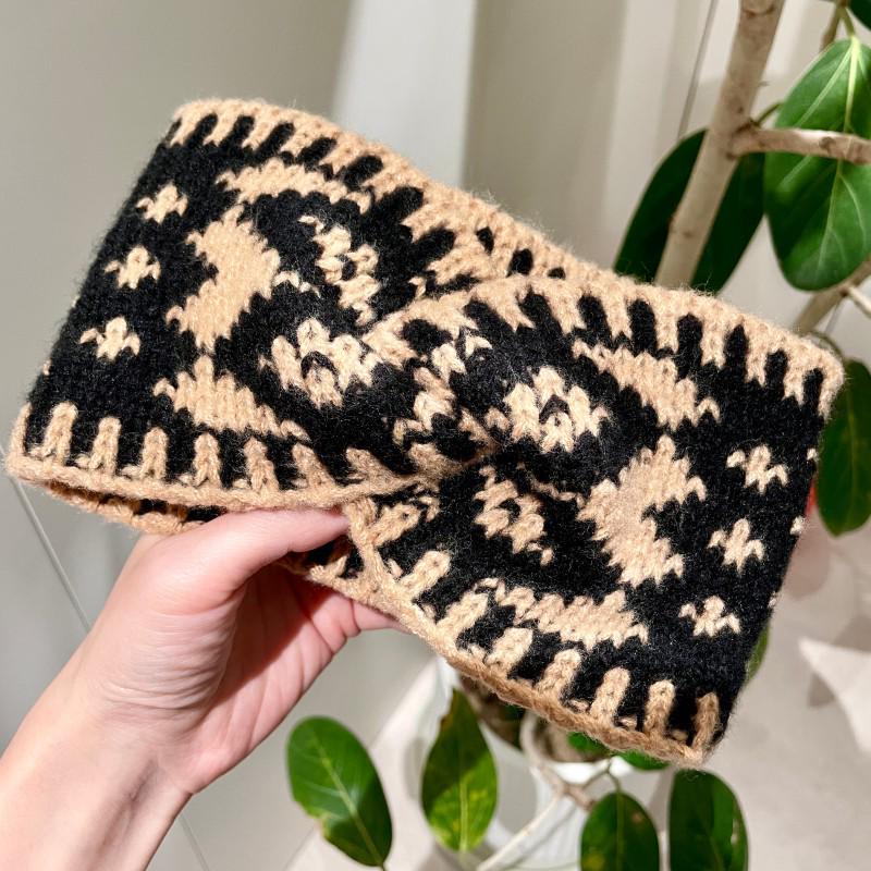 Women s Retro Versatile Plaid Wool Knit Wide Headband - Autumn/Winter Fashion Hair Accessory
Women s Retro Versatile Plaid Wool Knit Wide Headband - Autumn/Winter Fashion Hair Accessory