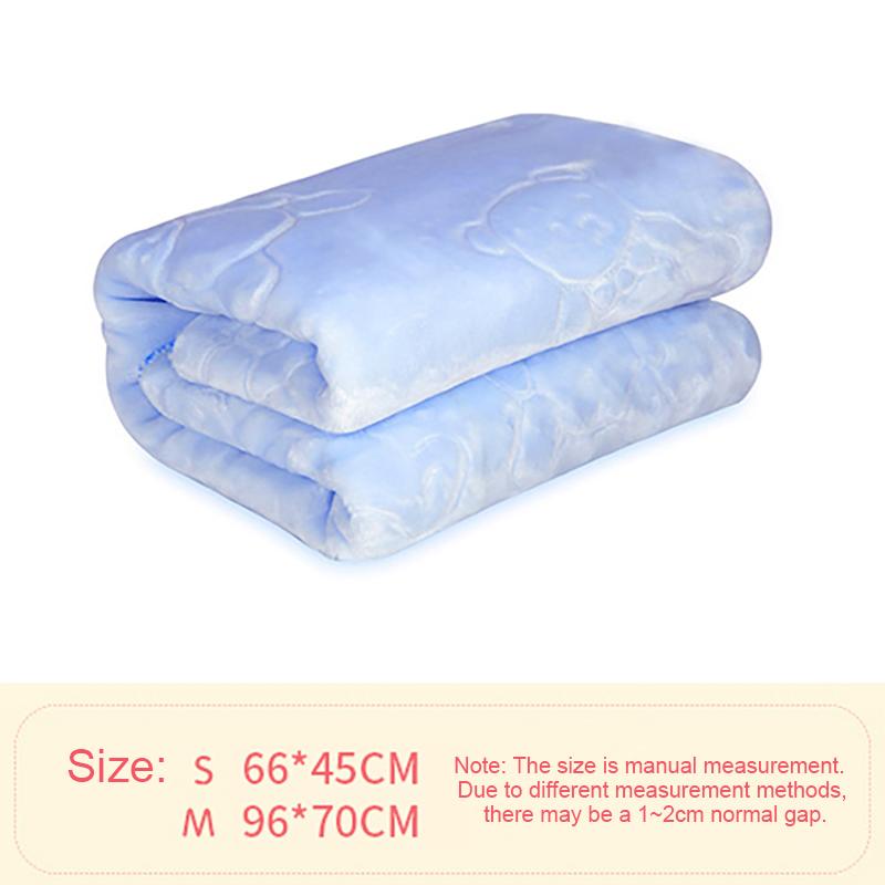 HOOPET Зимнее одеяло для домашних животных, толстое шерстяное одеяло с эффектом подушечки для кошек и собак, мягкое и пушистое одеяло для собак и кошек высокого качества S 66x45cm синий
HOOPET Зимнее одеяло для домашних животных, толстое шерстяное одеяло с эффектом подушечки для кошек и собак, мягкое и пушистое одеяло для собак и кошек высокого качества S 66x45cm синий