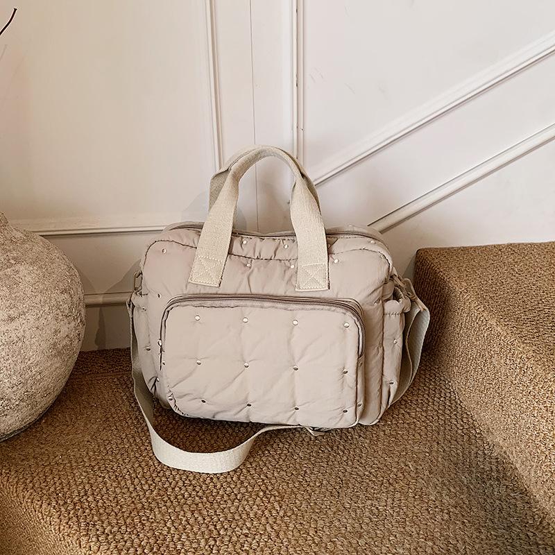Large Capacity Mommy Bag Maternal And Infant Bag Fashion Canvas Handbag Versatile Commuter Tote Bag Shoulder Bag бежевый
Large Capacity Mommy Bag Maternal And Infant Bag Fashion Canvas Handbag Versatile Commuter Tote Bag Shoulder Bag бежевый