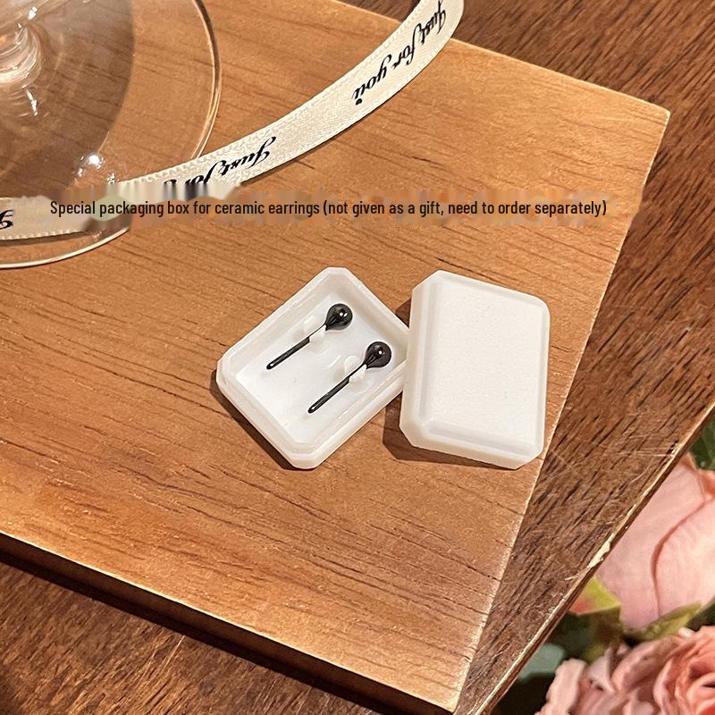 2025 Серьги Love Ceramic: Универсальные, простые, гипоаллергенные, полностью керамические украшения для комфортного сна и повседневной носки.
2025 Серьги Love Ceramic: Универсальные, простые, гипоаллергенные, полностью керамические украшения для комфортного сна и повседневной носки.