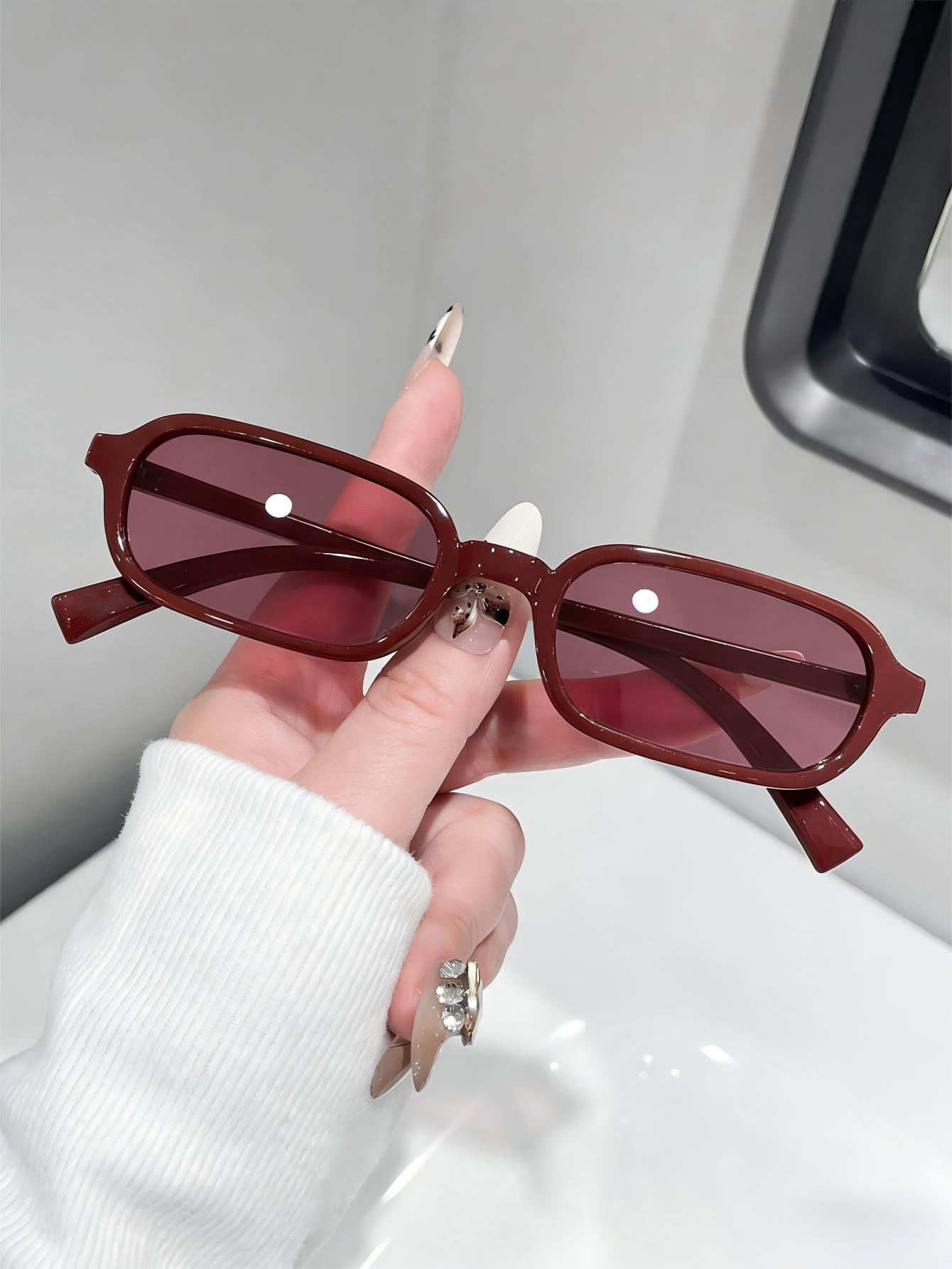1PC Fashion Oval Mini Frame Glasses Suitable for Daily Commuting Street Photography Driving Versatile Face Shape бордовый
1PC Fashion Oval Mini Frame Glasses Suitable for Daily Commuting Street Photography Driving Versatile Face Shape бордовый