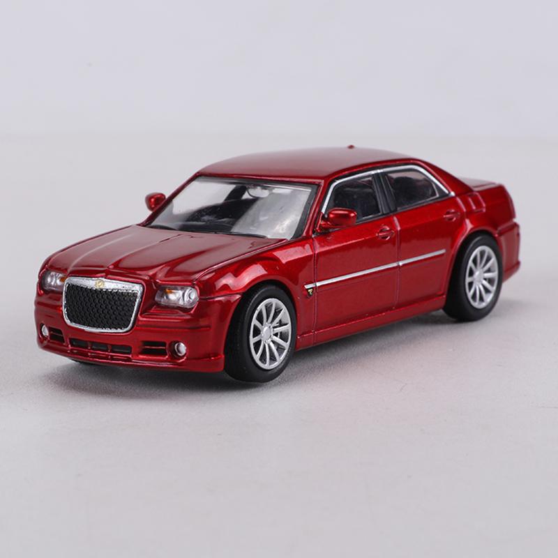 DCT 1:64 Chrysler 300C SRT8 Литий сплав Модель автомобіля-симулятора Іграшка червоний
DCT 1:64 Chrysler 300C SRT8 Литий сплав Модель автомобіля-симулятора Іграшка червоний