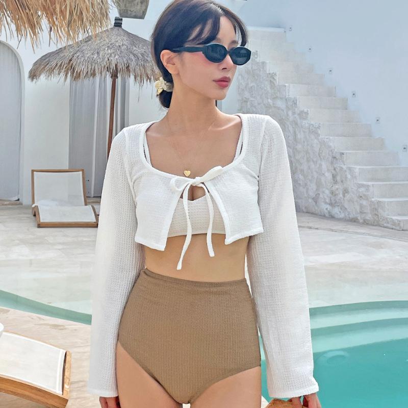 Korean Style Women s Three-Piece Split Swimsuit: Conservative, Sexy, Flesh-Covering, Sun-Protective Bikini for Vacations and Hot Springs. Large білий
Korean Style Women s Three-Piece Split Swimsuit: Conservative, Sexy, Flesh-Covering, Sun-Protective Bikini for Vacations and Hot Springs. Large білий