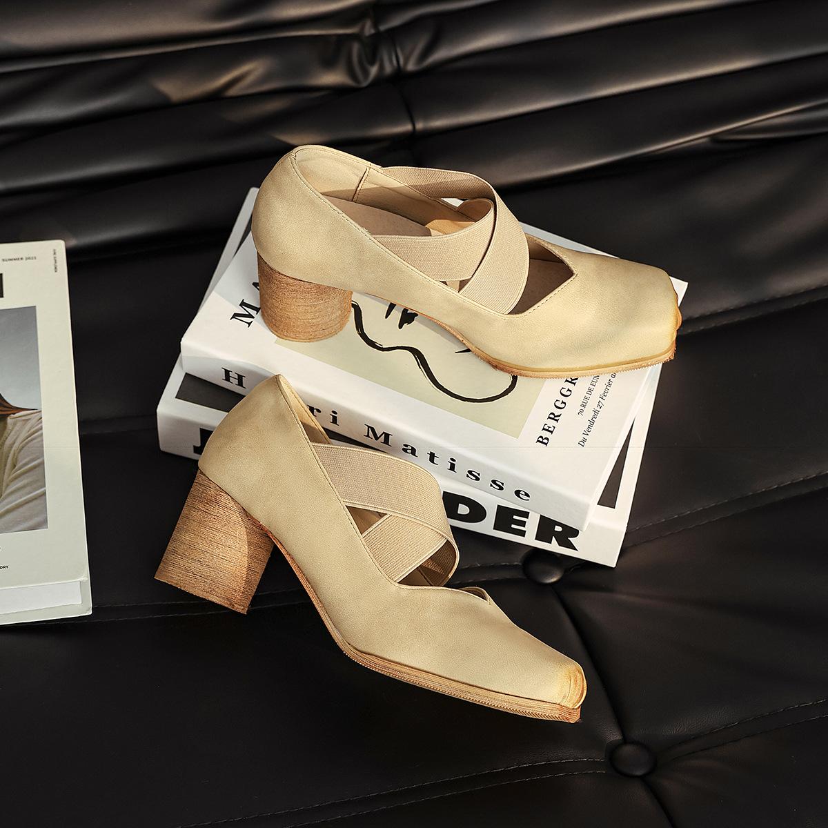 Cm Ballet Shoes High Heel Leather Single Shoes Vintage French Pig Nose Thick Heel Cross Strap Mary Jane Shoes Women 34
Cm Ballet Shoes High Heel Leather Single Shoes Vintage French Pig Nose Thick Heel Cross Strap Mary Jane Shoes Women 34