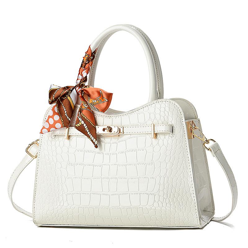 Textured handbag New fashion versatile fashion messenger bag Commuter casual women s bag Length 28 Width 12 Height 20 Portable 12cm бежевый
Textured handbag New fashion versatile fashion messenger bag Commuter casual women s bag Length 28 Width 12 Height 20 Portable 12cm бежевый