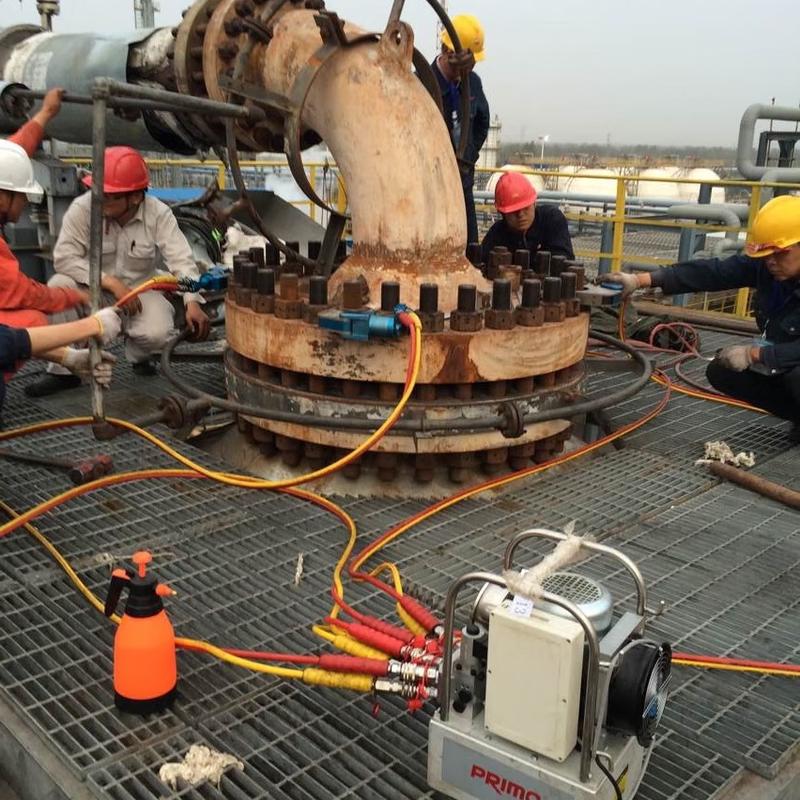 PRIMO Electric Hydraulic Wrench Pump CN plug (adapter included)
PRIMO Electric Hydraulic Wrench Pump CN plug (adapter included)