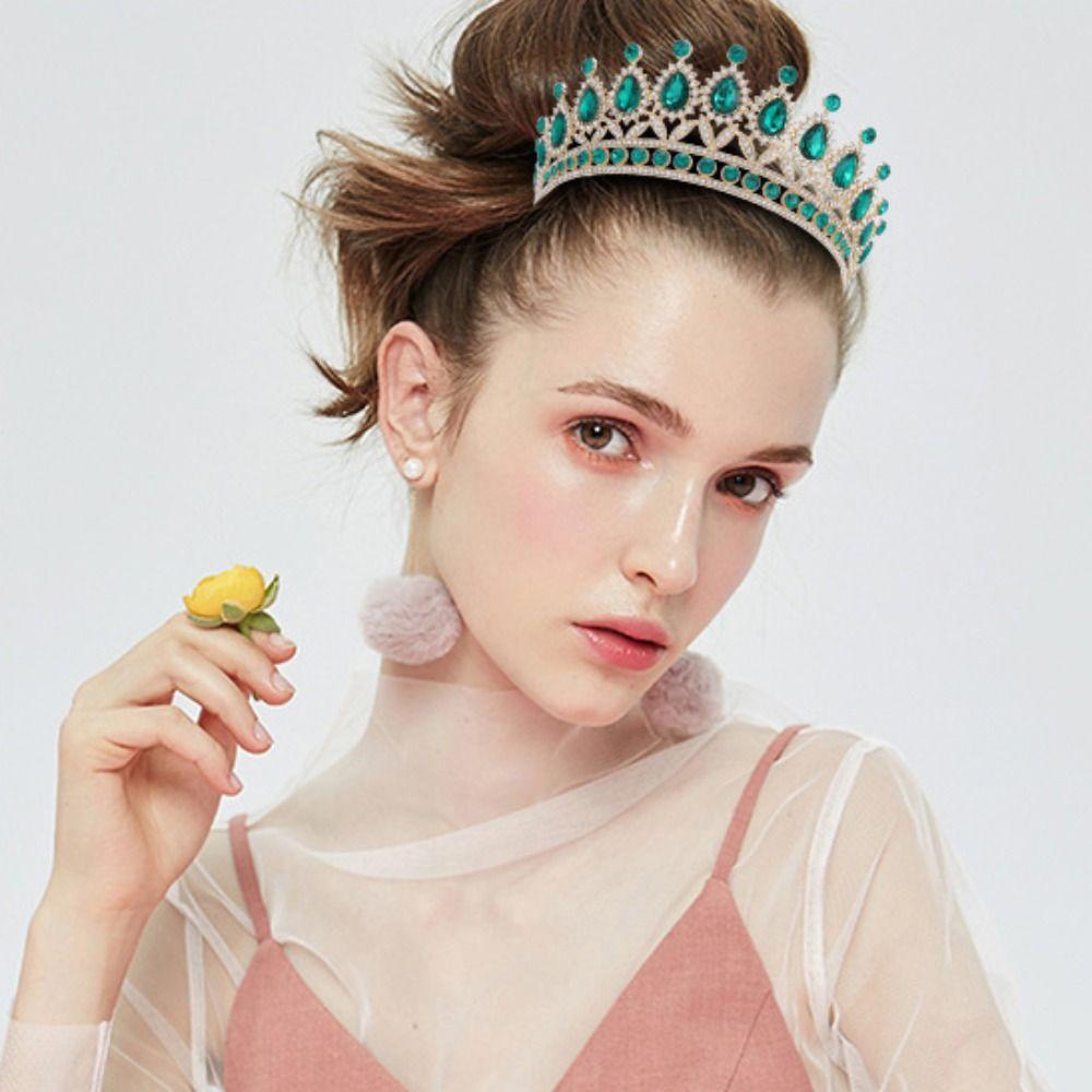Gold Princess Tiara Shiny Rhinestone Crown Vintage Baroque Crown Girls фіолетовий
Gold Princess Tiara Shiny Rhinestone Crown Vintage Baroque Crown Girls фіолетовий