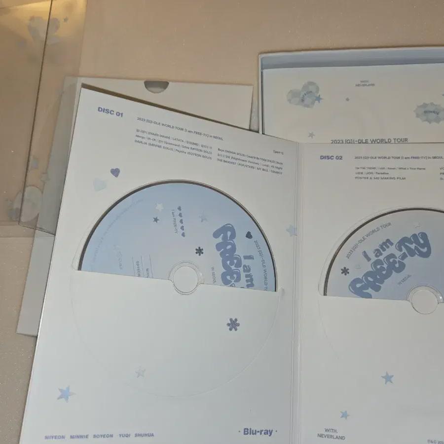 Группа девушек Blu-ray CD. Фотографии Blu-ray концерта Gidle Limited Edition 2023 в Сеуле
Группа девушек Blu-ray CD. Фотографии Blu-ray концерта Gidle Limited Edition 2023 в Сеуле