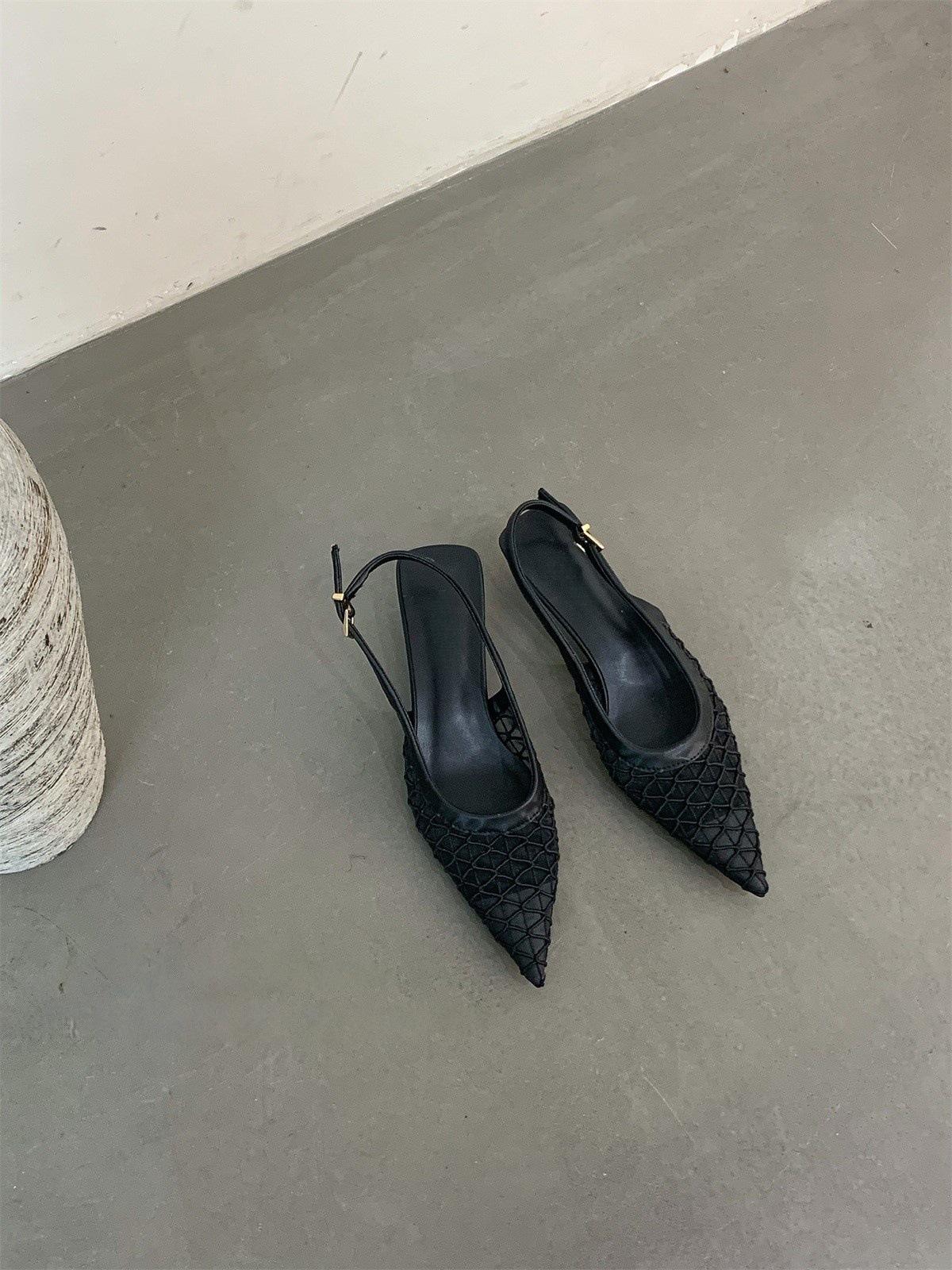 French kitten heel high heel mesh breathable bag head sandals women s shoes 2025 new summer woven pointed single shoes 40
French kitten heel high heel mesh breathable bag head sandals women s shoes 2025 new summer woven pointed single shoes 40