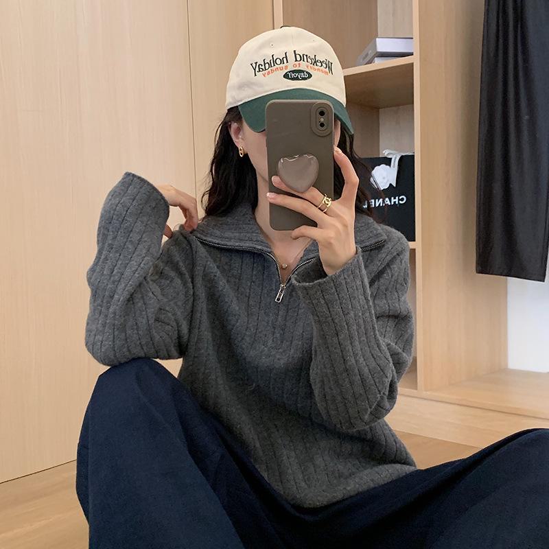 Maillard Women s Vertical Stripe Wool Half-Zip Sweater - Lapel, Thick Knit, Autumn/Winter 2024 Collection коричневый
Maillard Women s Vertical Stripe Wool Half-Zip Sweater - Lapel, Thick Knit, Autumn/Winter 2024 Collection коричневый