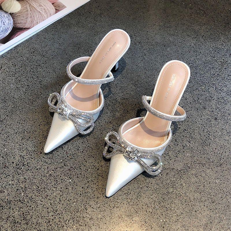 Sandals women s 2024 new summer fashion rhinestone bow word with bag head thin heel high heel pointed slippers 40
Sandals women s 2024 new summer fashion rhinestone bow word with bag head thin heel high heel pointed slippers 40