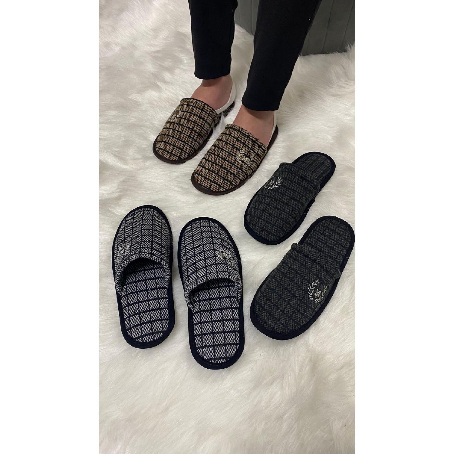 Pack Of 3 Men s House Slippers-guest Slippers-dowry Bundle Slippers-groom Slippers-balcony Slippers 37
Pack Of 3 Men s House Slippers-guest Slippers-dowry Bundle Slippers-groom Slippers-balcony Slippers 37
