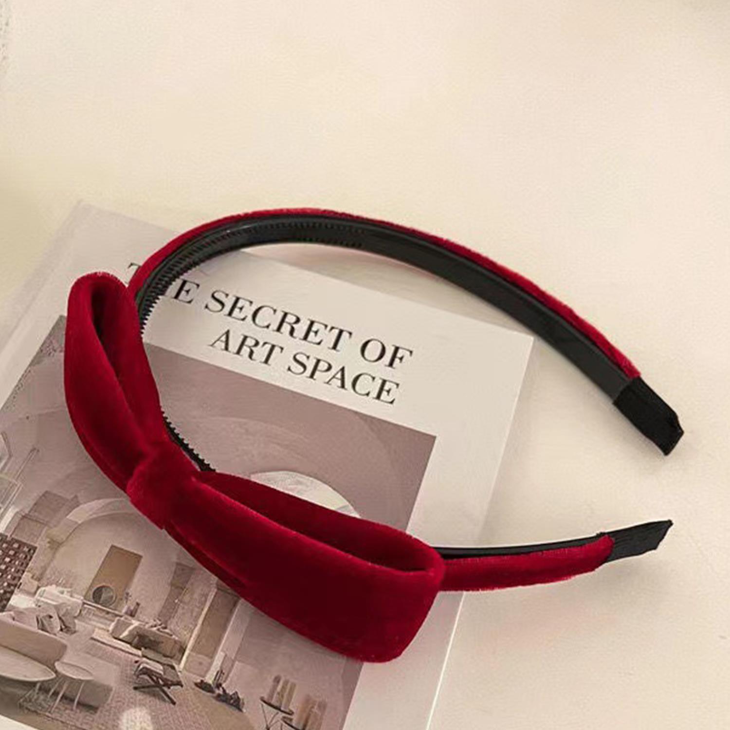 Элегантный бархатный ободок с бантом для женщин красный черный бант повязка для волос корейские ретро ободки обруч для волос аксессуары для волос для девочек
Элегантный бархатный ободок с бантом для женщин красный черный бант повязка для волос корейские ретро ободки обруч для волос аксессуары для волос для девочек