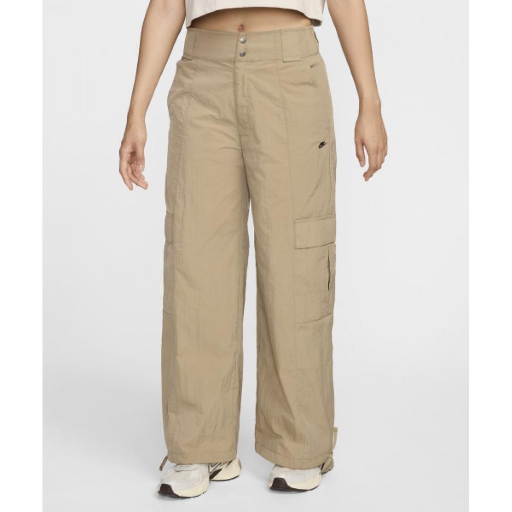Nike Штаны Dry Fit One с высокой талией и защипами цвета хаки и черного цвета HJ6858 247
Nike Штаны Dry Fit One с высокой талией и защипами цвета хаки и черного цвета HJ6858 247