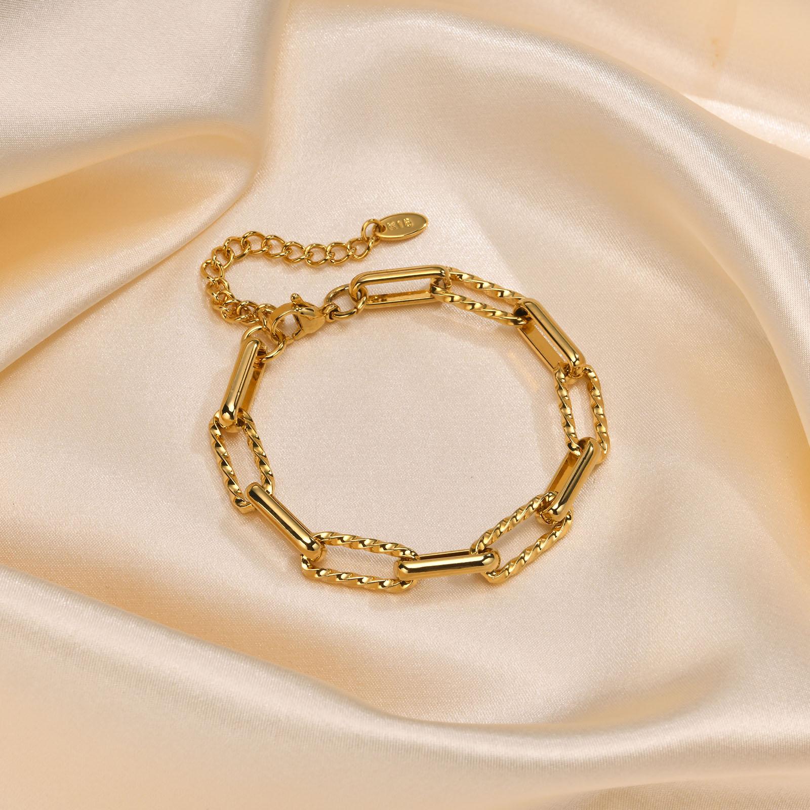 Chunky Stainless Steel Bracelets for Women,Gold Color Handmade Chain Ring Accessories Bracelet,Classic Jewelry Gift
Chunky Stainless Steel Bracelets for Women,Gold Color Handmade Chain Ring Accessories Bracelet,Classic Jewelry Gift