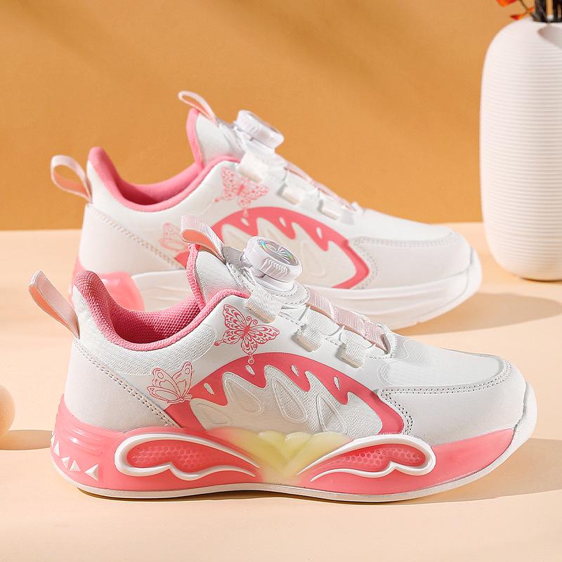Autumn Fashion Girls Sports Shoes with Rotating Buckle - Leather Surface for Primary School Students 35
Autumn Fashion Girls Sports Shoes with Rotating Buckle - Leather Surface for Primary School Students 35