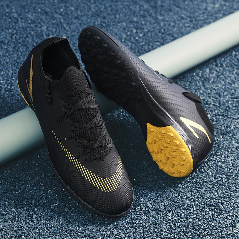 2 New broken nails youth football shoes non-slip and breathable professional game training shoes adult grass sports shoes 45 чорний
2 New broken nails youth football shoes non-slip and breathable professional game training shoes adult grass sports shoes 45 чорний