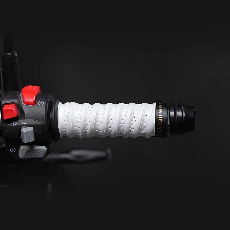 Non-slip Breathable Electric Vehicle & Motorcycle Handlebar Grip Tape
Non-slip Breathable Electric Vehicle & Motorcycle Handlebar Grip Tape