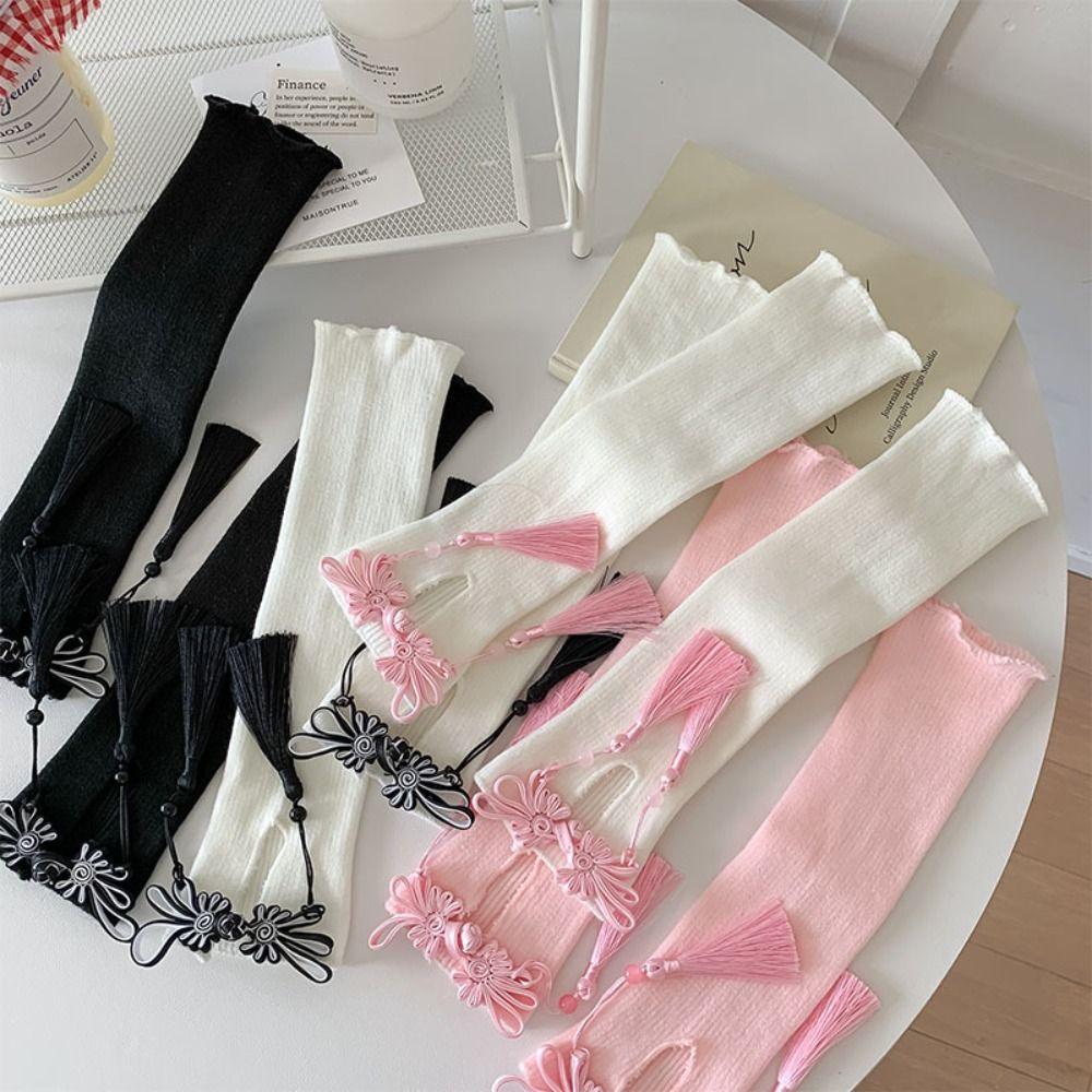 Mid Tube Buckle Tassel Leg Socks New Year Leg Warmers Trendy Long Stockings JK чорний білий колір
Mid Tube Buckle Tassel Leg Socks New Year Leg Warmers Trendy Long Stockings JK чорний білий колір