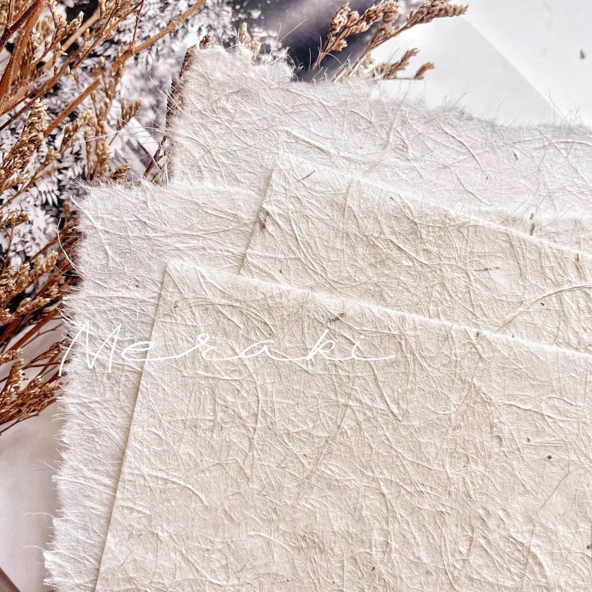 Напівпрозорий папір для арт-журналу з шовковиці, ручної роботи, спеціальний White Mulberry Paper (1 sheet) 14x21cm
Напівпрозорий папір для арт-журналу з шовковиці, ручної роботи, спеціальний White Mulberry Paper (1 sheet) 14x21cm