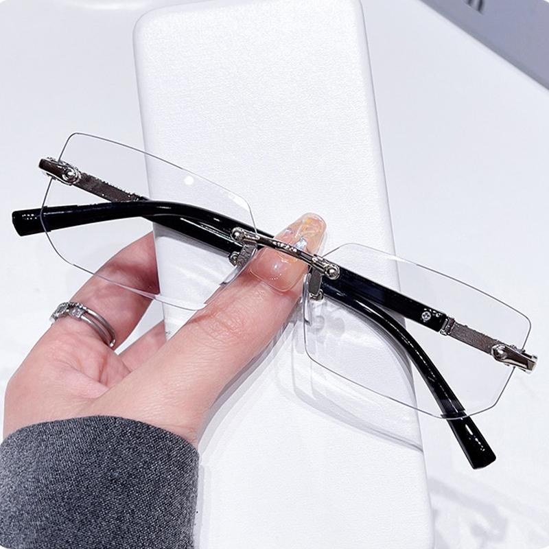 Fashion Photochromic Sunglasses Men Women Smart Color-Changing Glasses Sun Shading Blue Light Blocking Day Night Use as shown срібний
Fashion Photochromic Sunglasses Men Women Smart Color-Changing Glasses Sun Shading Blue Light Blocking Day Night Use as shown срібний