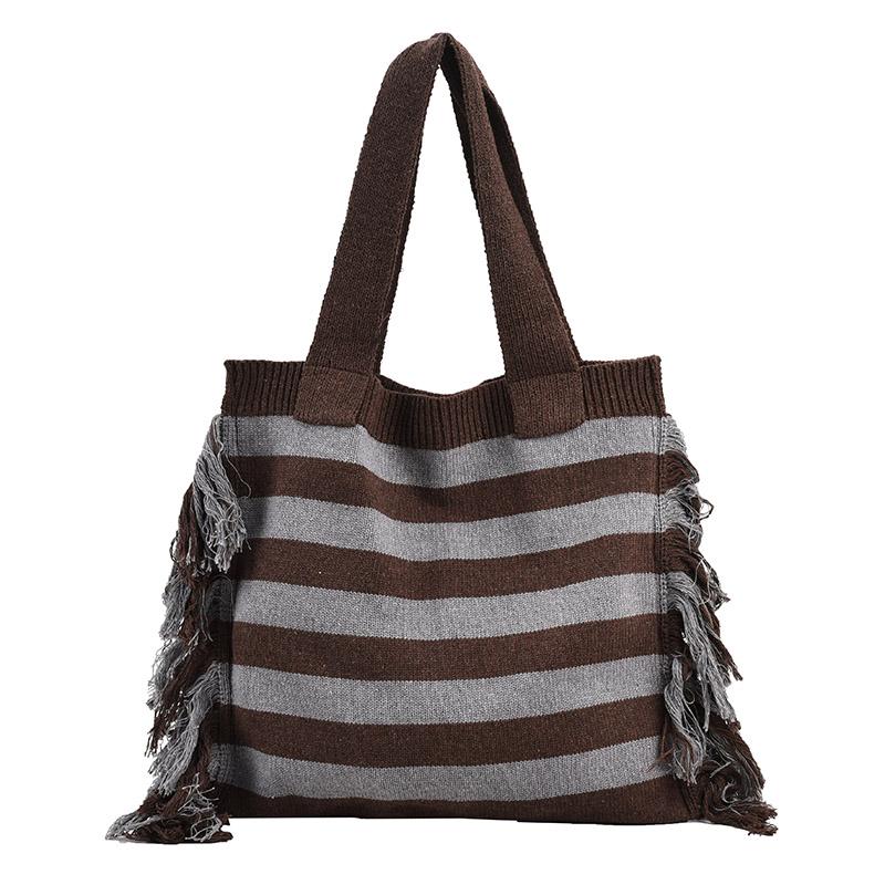 Женская шерстяная сумка мягкая полосатая сумка для женщин женская сумка-шоппер дорожная дизайнерская большая вместимость
Женская шерстяная сумка мягкая полосатая сумка для женщин женская сумка-шоппер дорожная дизайнерская большая вместимость