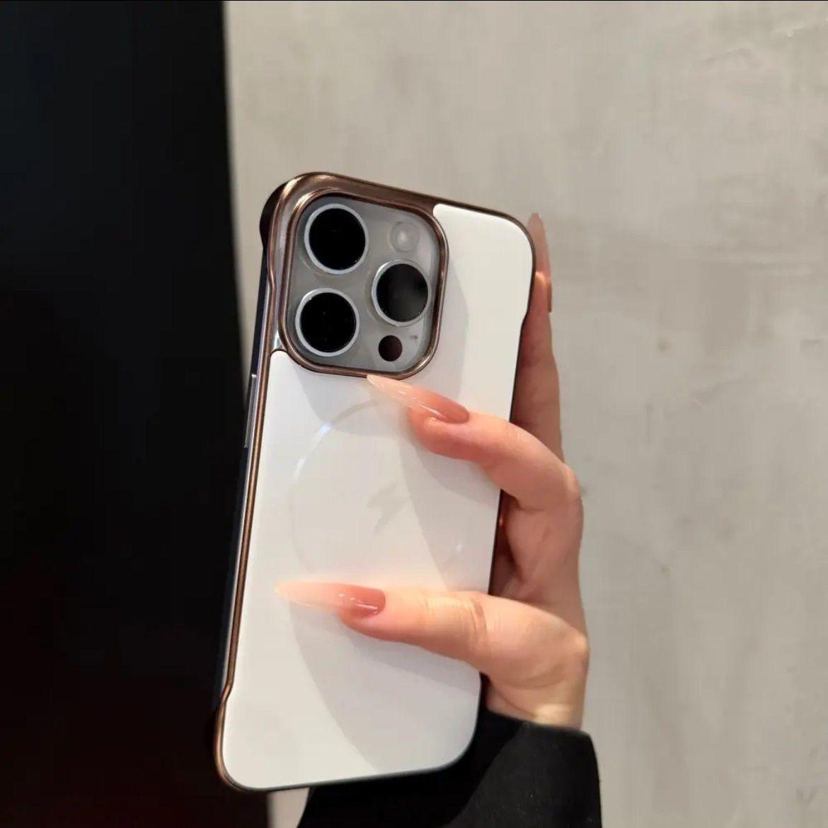 Plating Frameless Hard PC Magnetic Phone Case For iPhone 16 15 14 13 12 Pro Max Plus Lens Protect AG BackPanel Shockproof Cover For iPhone 16 белый
Plating Frameless Hard PC Magnetic Phone Case For iPhone 16 15 14 13 12 Pro Max Plus Lens Protect AG BackPanel Shockproof Cover For iPhone 16 белый