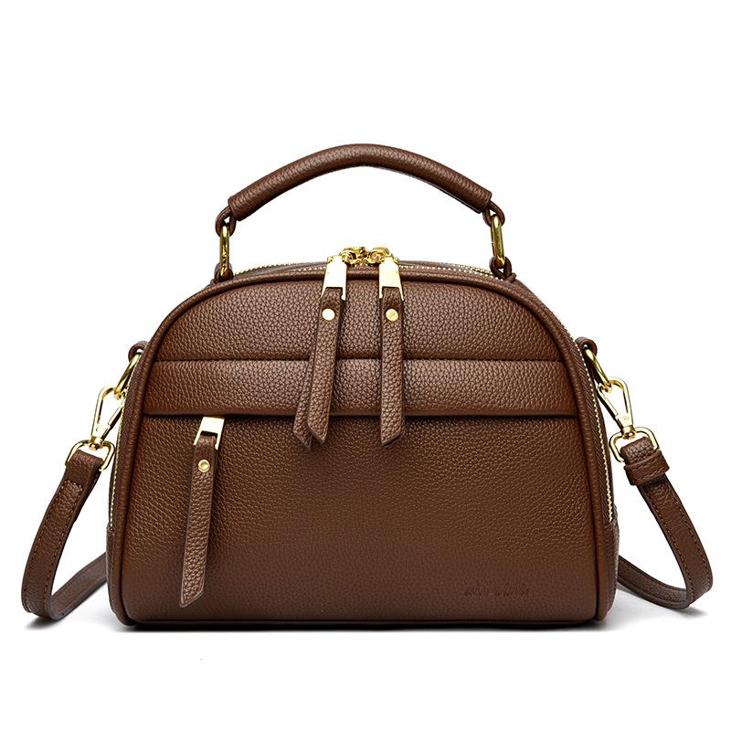 Женская сумка новая модная большой вместимости сумка-подушка через плечо на плечо портативная женская маленькая квадратная сумка темно-коричневого
Женская сумка новая модная большой вместимости сумка-подушка через плечо на плечо портативная женская маленькая квадратная сумка темно-коричневого