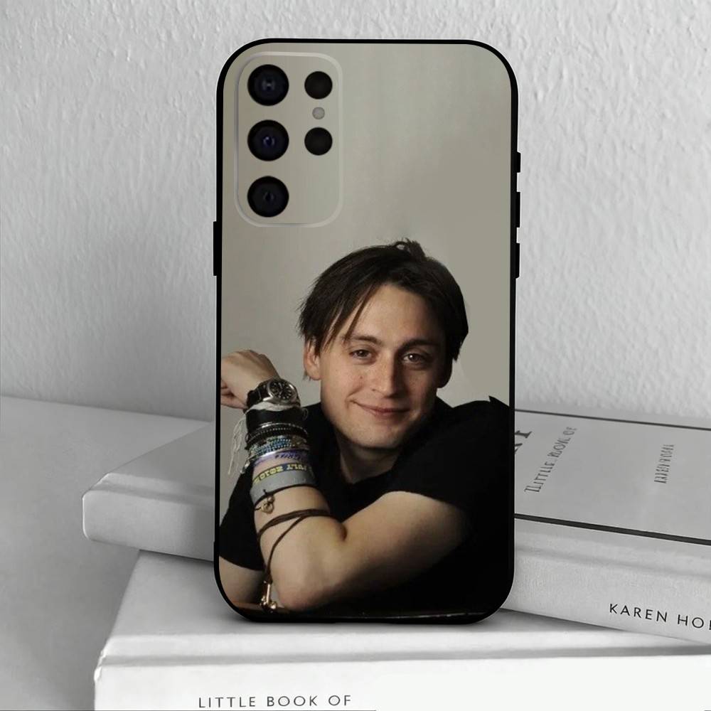 Classy Actor K-Kieran C-Culkin Phone Case For Samsung S25,S24,S21,S22,S23,S30,Ultra,S20,Plus,Others Soft Black Case Samsung S24
Classy Actor K-Kieran C-Culkin Phone Case For Samsung S25,S24,S21,S22,S23,S30,Ultra,S20,Plus,Others Soft Black Case Samsung S24