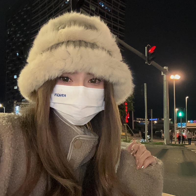 Rabbit fur hat autumn and winter 2025 new fur knitted hat big head circumference versatile warm plush ear protective wool hat average size (54-60cm)
Rabbit fur hat autumn and winter 2025 new fur knitted hat big head circumference versatile warm plush ear protective wool hat average size (54-60cm)
