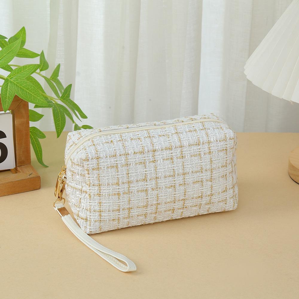 New With Handle Cosmetic Bag Large Capacity Linen Cotton Makeup Case Breathable Lightweight Makeup Bag Women білий
New With Handle Cosmetic Bag Large Capacity Linen Cotton Makeup Case Breathable Lightweight Makeup Bag Women білий