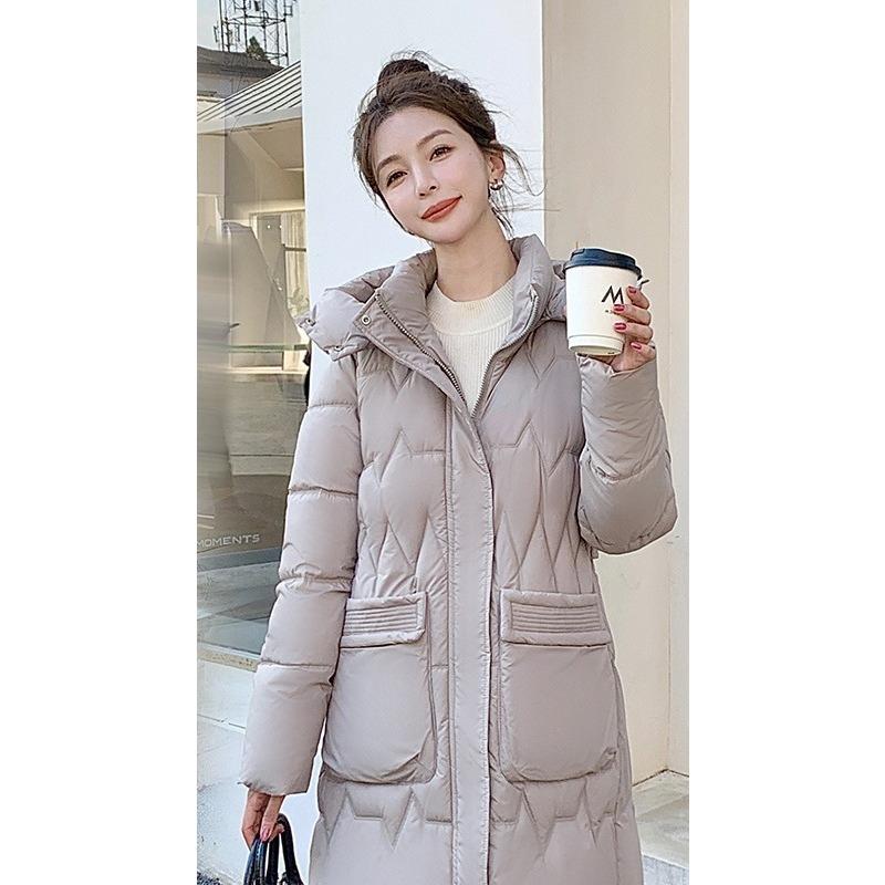 Хлопковая одежда для женщин на зиму Новая модная повседневная приталенная выше колена Женская средней длины Ветрозащитная теплая пуховая хлопковая одежда 2XL
Хлопковая одежда для женщин на зиму Новая модная повседневная приталенная выше колена Женская средней длины Ветрозащитная теплая пуховая хлопковая одежда 2XL