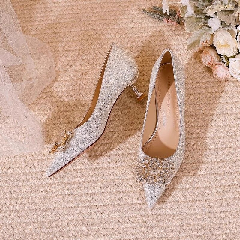 Fashion Ladies Pumps Pointed Toe Silver Rhinestone Low Heel Elegant Women s Shoes Bride Footwear 39 Vacation 2025 Trend on Offer Slip 35
Fashion Ladies Pumps Pointed Toe Silver Rhinestone Low Heel Elegant Women s Shoes Bride Footwear 39 Vacation 2025 Trend on Offer Slip 35