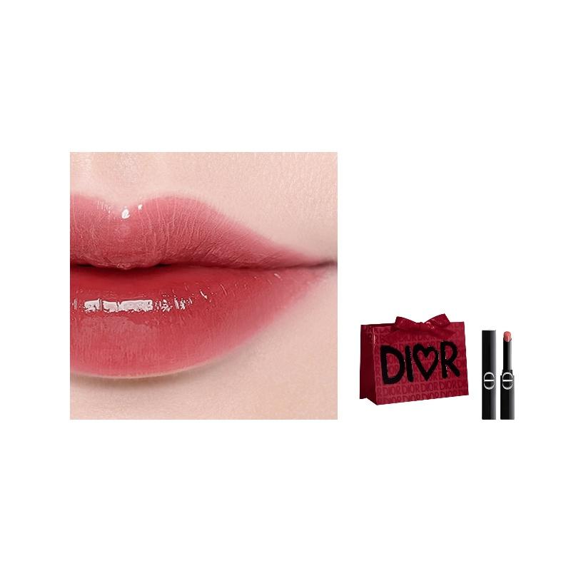 DIOR Lipstick 226 Fearless Love Warm Soft Powder чёрный
DIOR Lipstick 226 Fearless Love Warm Soft Powder чёрный