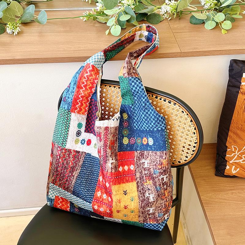 Fanshion Ethnic Style Patchwork Bag Bohemian Shoulder Bag Casual Large Capacity Commute Shopper Tote Bags
Fanshion Ethnic Style Patchwork Bag Bohemian Shoulder Bag Casual Large Capacity Commute Shopper Tote Bags