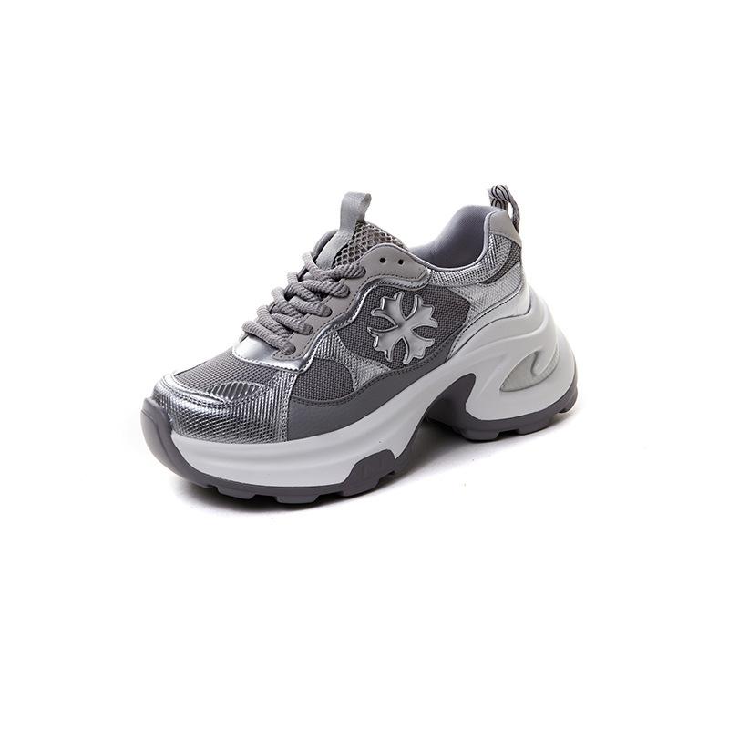 Туфли на платформе для папы, женская весна 2025, новая сетчатая дышащая обувь для увеличения роста, повседневная обувь, универсальная кожаная женская обувь 40 серебряный
Туфли на платформе для папы, женская весна 2025, новая сетчатая дышащая обувь для увеличения роста, повседневная обувь, универсальная кожаная женская обувь 40 серебряный