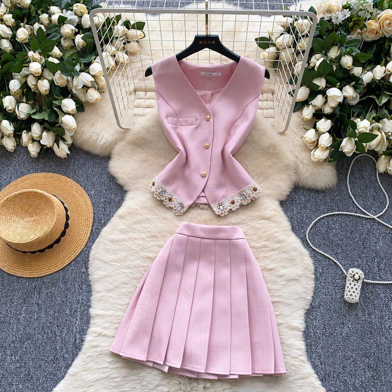 Graceful High-Grade Diamond-Embedded Crochet Patchwork Waist Hugging Sleeveless Top High Waist Pleated Skirt French style Two-piece Set Pink L
Graceful High-Grade Diamond-Embedded Crochet Patchwork Waist Hugging Sleeveless Top High Waist Pleated Skirt French style Two-piece Set Pink L