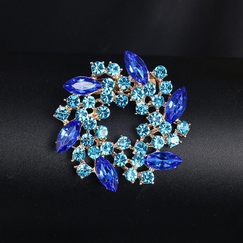 Элегантная акриловая брошь с гальваническим покрытием для женщин - Стильная булавка для шарфа и аксессуар для одежды, корсаж
Элегантная акриловая брошь с гальваническим покрытием для женщин - Стильная булавка для шарфа и аксессуар для одежды, корсаж