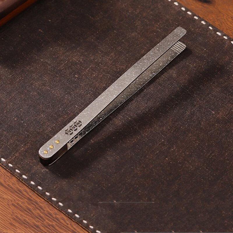 Kung Fu Tea Tweezer
Kung Fu Tea Tweezer