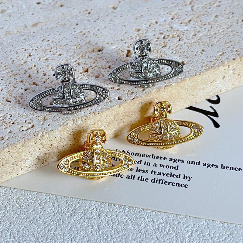 New Fashion Rhinestone Saturn-Shaped Metal Stud Earrings золотий
New Fashion Rhinestone Saturn-Shaped Metal Stud Earrings золотий