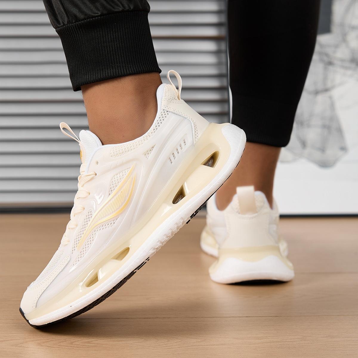 New couple popcorn soft sole versatile trend breathable sports shoes non-slip fashion casual shoes trendy shoes 36 бежевый
New couple popcorn soft sole versatile trend breathable sports shoes non-slip fashion casual shoes trendy shoes 36 бежевый