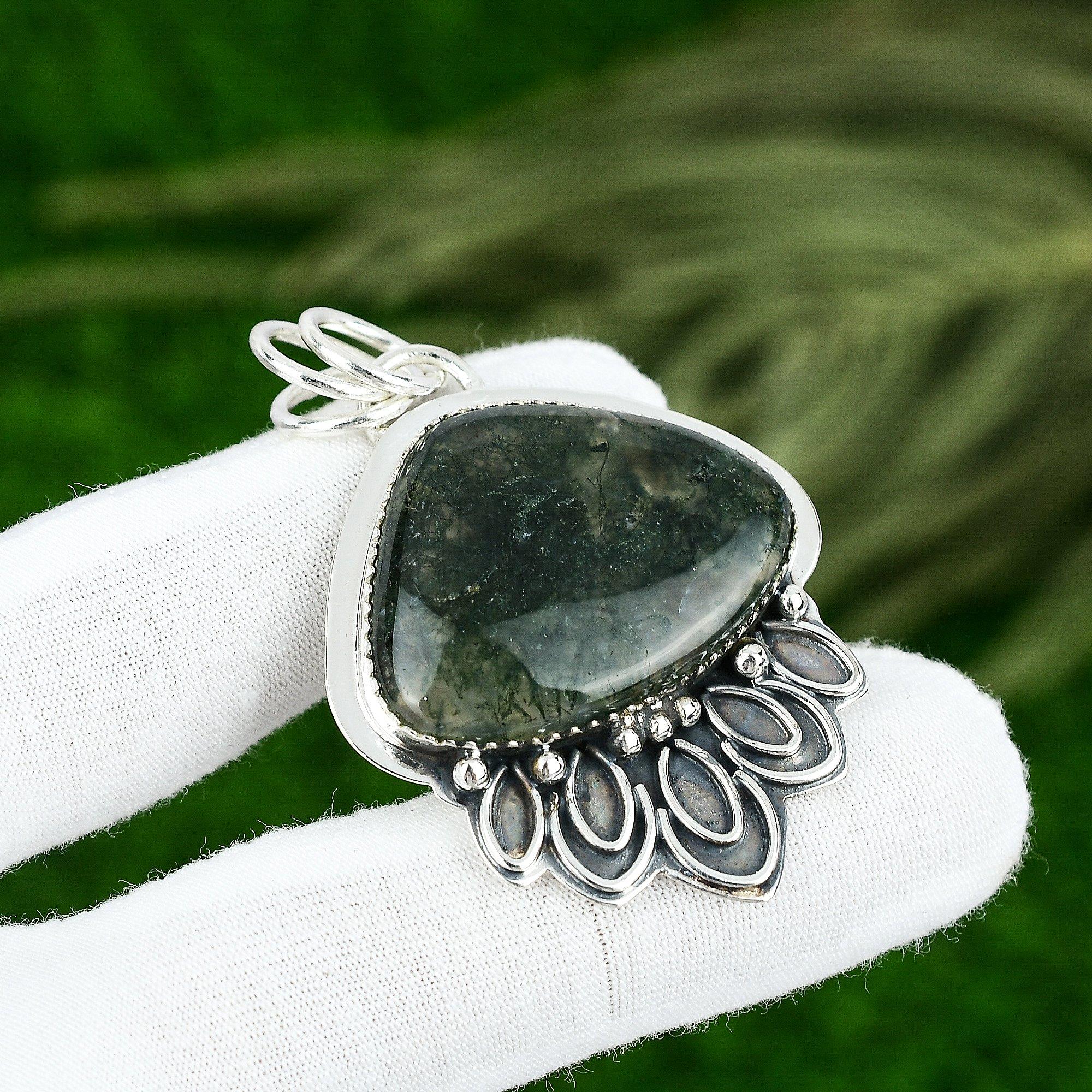 925 Silver Trillion Solar Moss Agate Gemstone Daughter Bezel New Pendant Jewelry
925 Silver Trillion Solar Moss Agate Gemstone Daughter Bezel New Pendant Jewelry