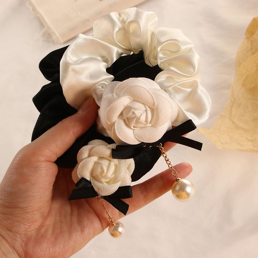 Temperament Pearl Cloth Women Girls Hair Circle Elastic Hair Rope Camellia Scrunchies Hair Bands
Temperament Pearl Cloth Women Girls Hair Circle Elastic Hair Rope Camellia Scrunchies Hair Bands