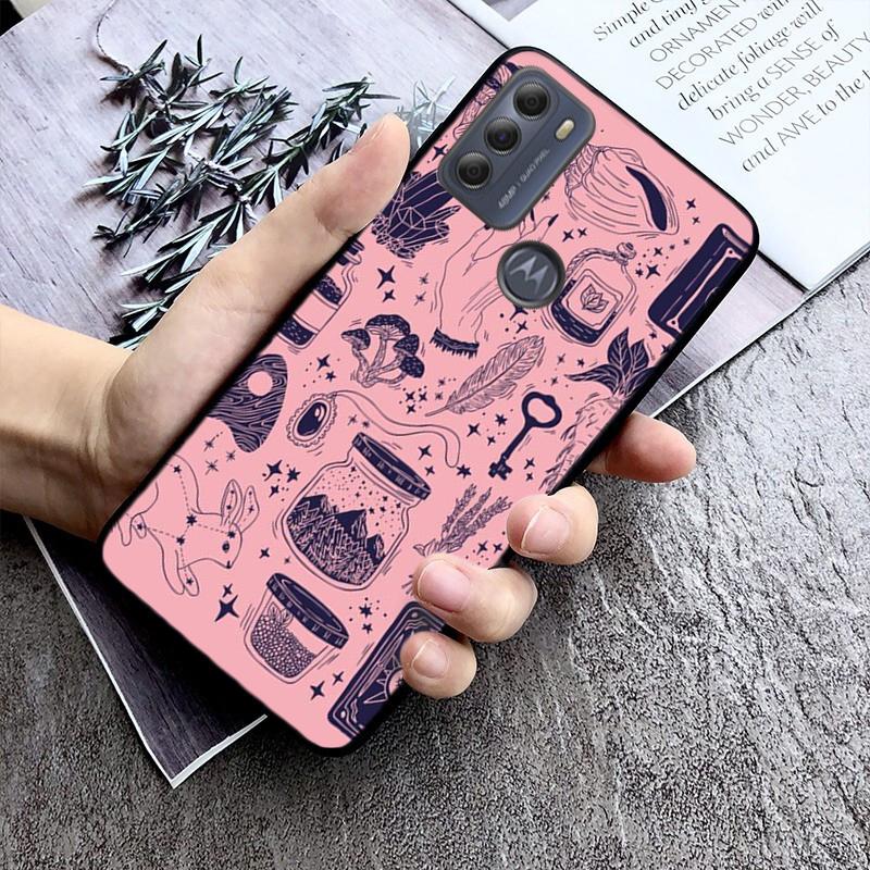 Girly Pastel Witch Goth Cat Phone Case For Motorola Edge 50 40 Pro 50 40 30 Ultra Neo Fusion Moto G84 G54 G24 G53 G72 G60 Moto Edge 50 Fusion
Girly Pastel Witch Goth Cat Phone Case For Motorola Edge 50 40 Pro 50 40 30 Ultra Neo Fusion Moto G84 G54 G24 G53 G72 G60 Moto Edge 50 Fusion