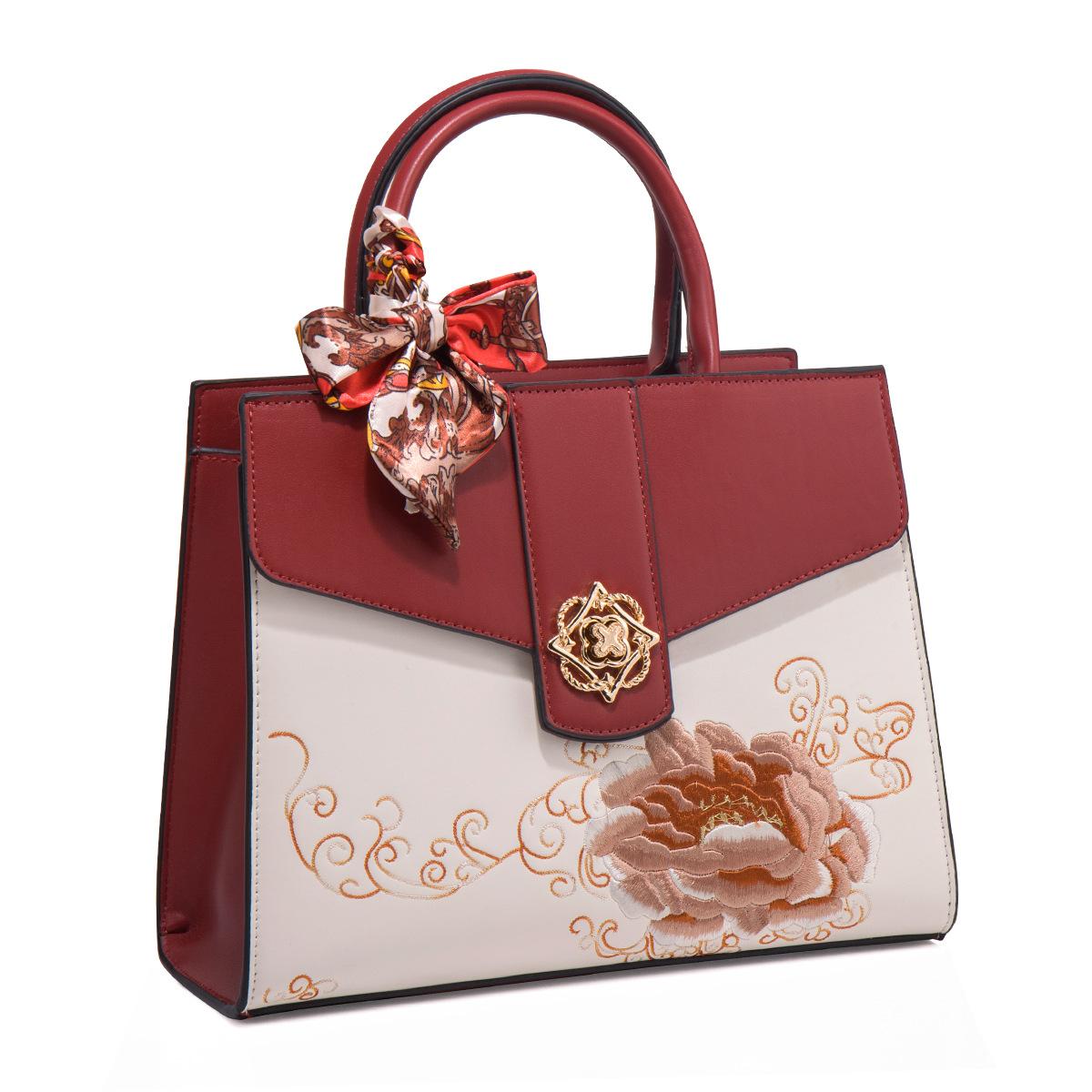 National Style Embroidery Red Niche Wedding Bag Bridal Women S Bag Mom Bag Engagement Handbag Large Capacity
National Style Embroidery Red Niche Wedding Bag Bridal Women S Bag Mom Bag Engagement Handbag Large Capacity