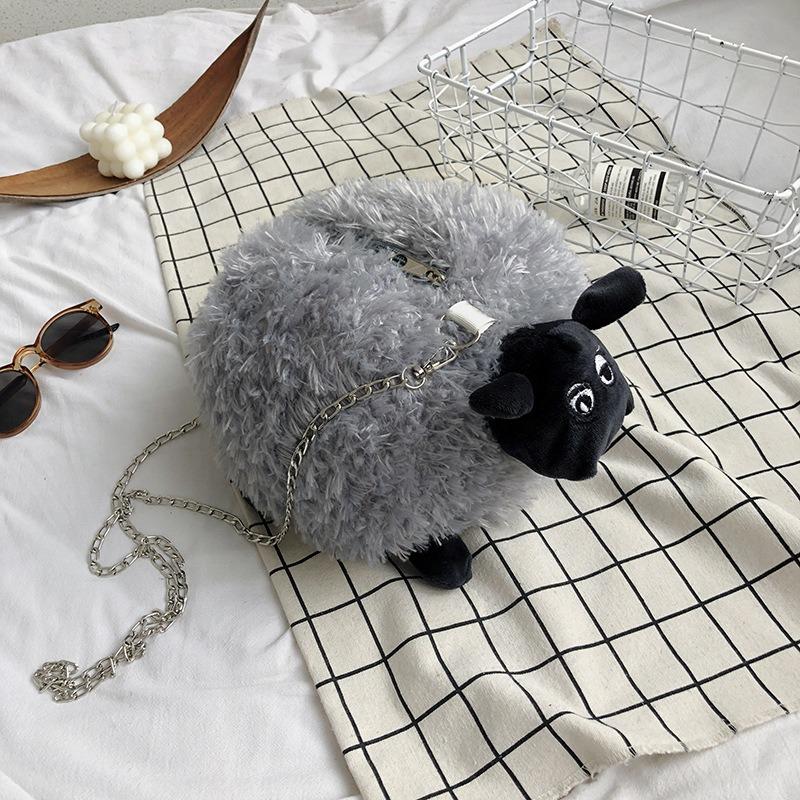 Милая мультяшная кукольная сумка-сачелька женская, персонализированная кукольная наплечная сумка-мессенджер уродливо милая студенческая плюшевая сумка
Милая мультяшная кукольная сумка-сачелька женская, персонализированная кукольная наплечная сумка-мессенджер уродливо милая студенческая плюшевая сумка