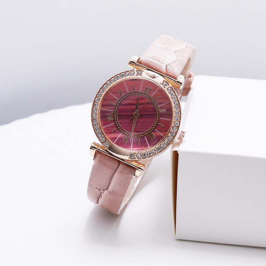 Luxury Ladies Diamond Studded Roman Design Quartz Watch Fashion PU Leather Women Dress Gift Clock Wristwatches Reloj Mujer
Luxury Ladies Diamond Studded Roman Design Quartz Watch Fashion PU Leather Women Dress Gift Clock Wristwatches Reloj Mujer