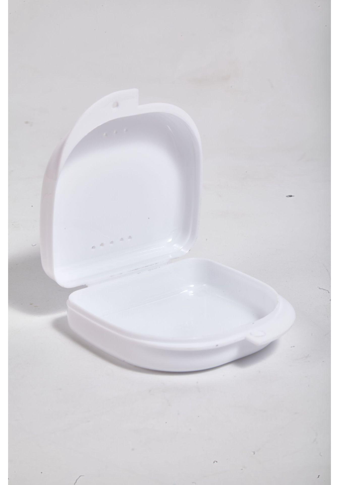 Dental Retainer Storage Box with Vent Holes – Small/Medium Size Aligner or Orthodontic Retainer Case
Dental Retainer Storage Box with Vent Holes – Small/Medium Size Aligner or Orthodontic Retainer Case